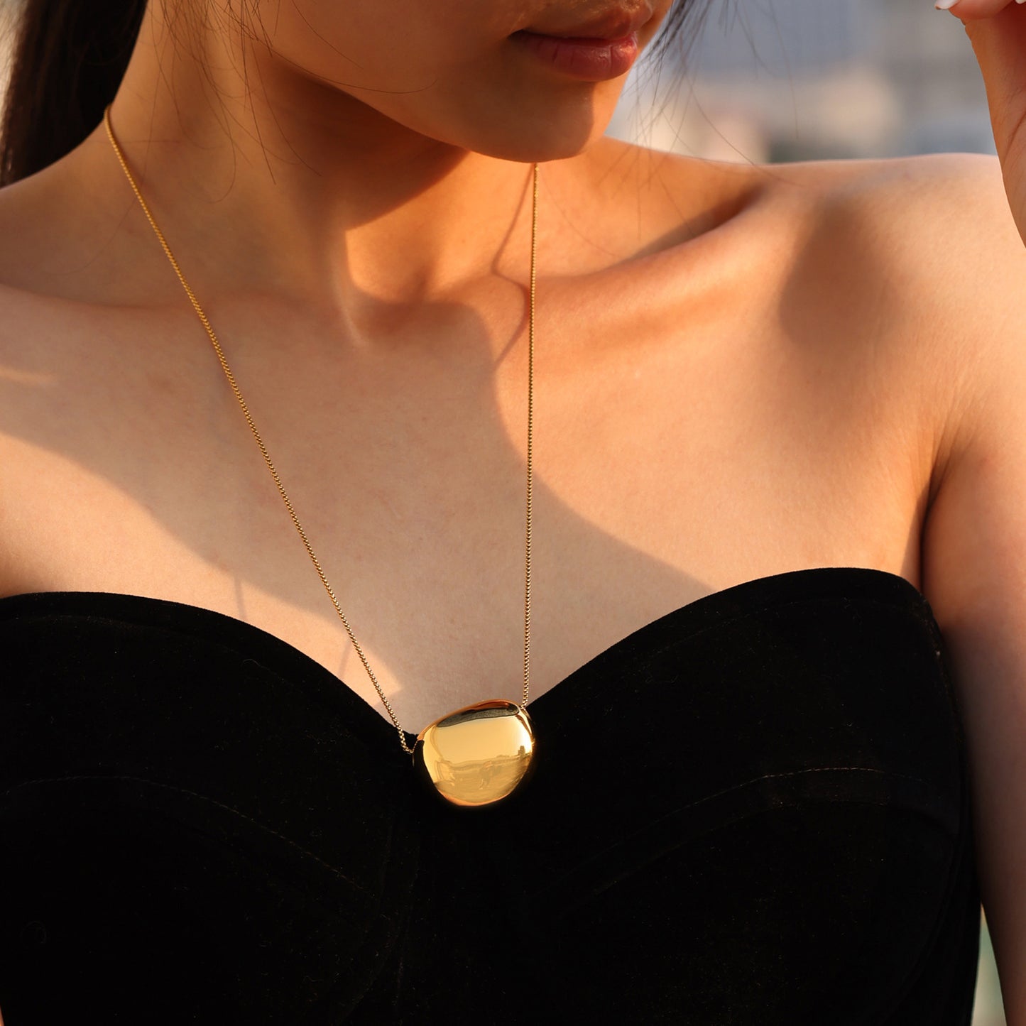 Planderful Round Pendant Necklace Everyday Versatile 18K Gold