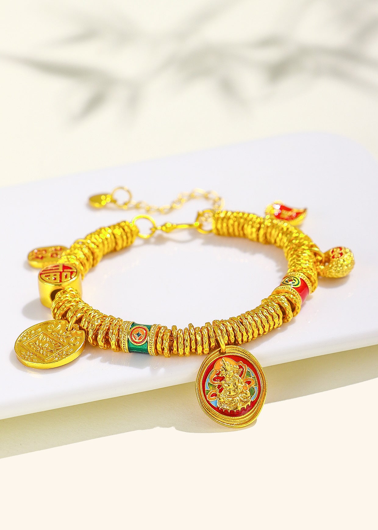 Planderful Fortune's Favor Bracelet – Elegant Chinese Style Entanglement Design