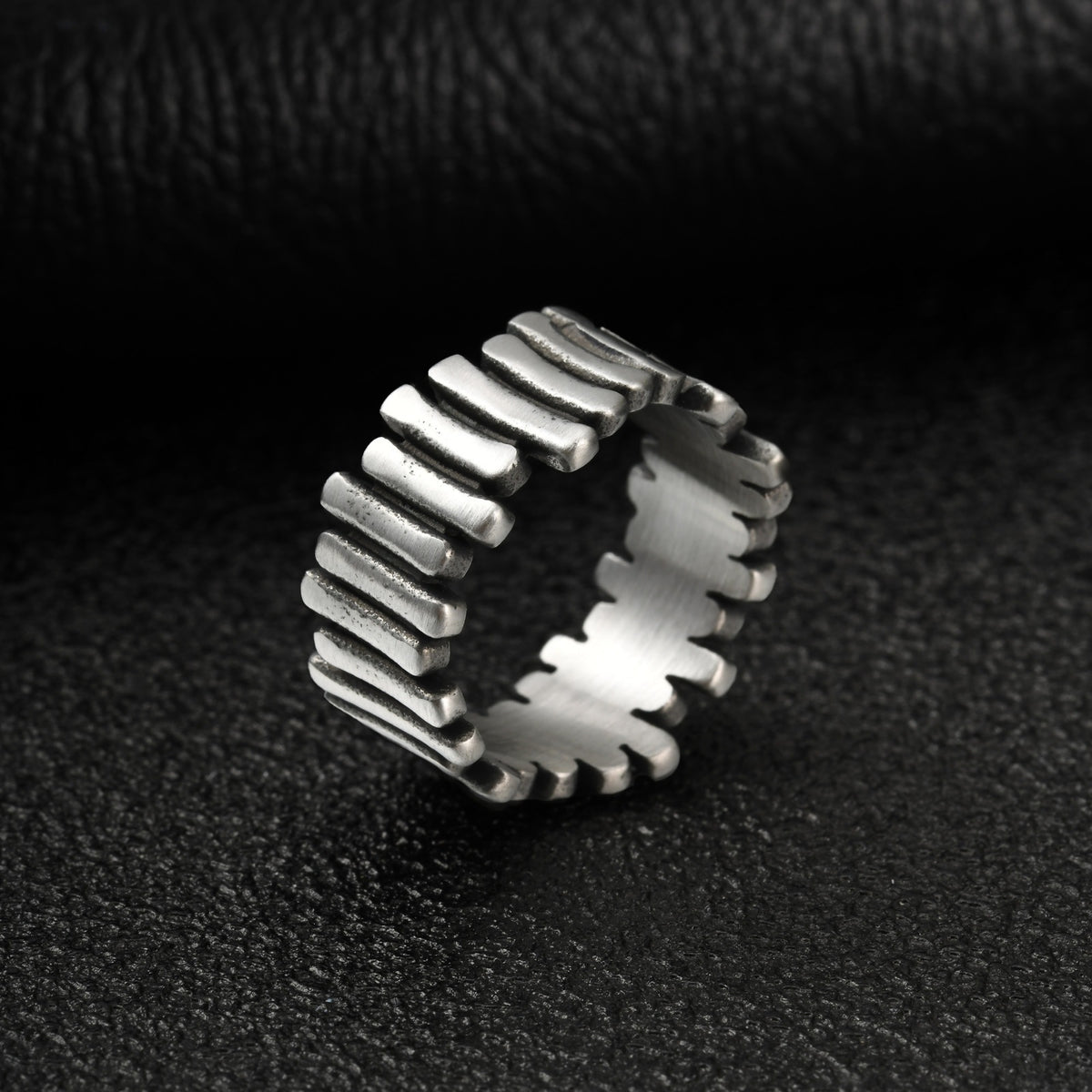 Cold Wind Geometry Irregular Stainless Steel Gear Unisex Ring