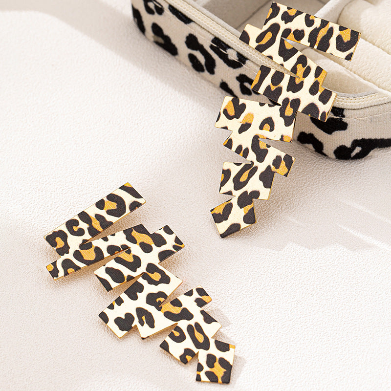 Planderful Vienna Verve Earrings – Exaggerated Metal Geometry with Irregular Leopard Print