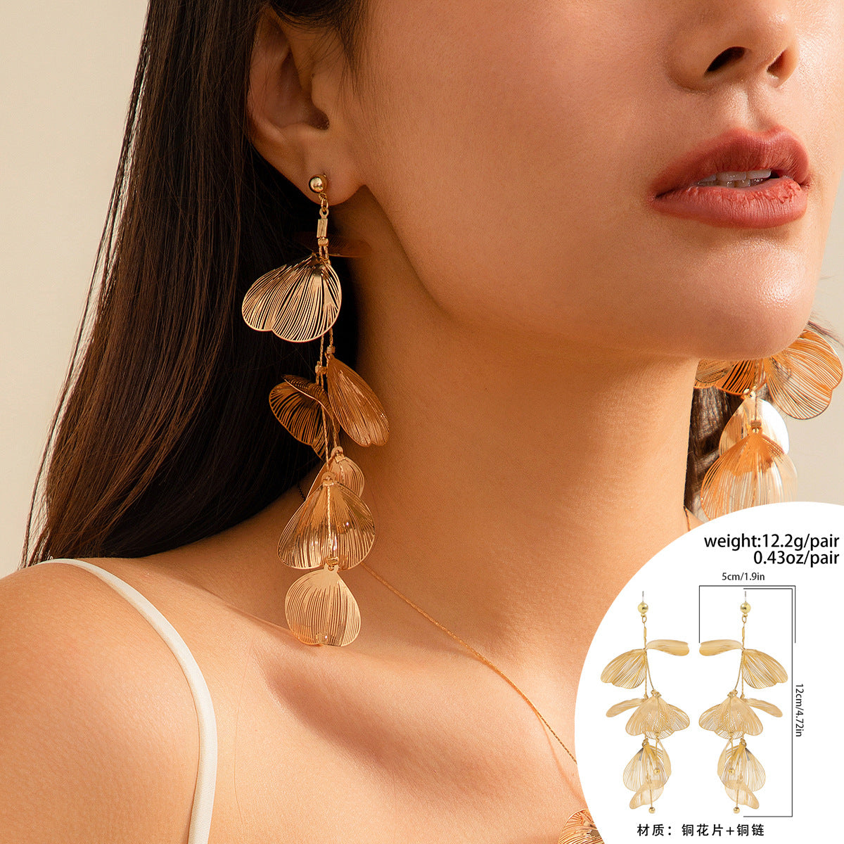 Ginkgo Biloba Gold Chain Necklace with Metal Design - European Style Statement Piece for Women