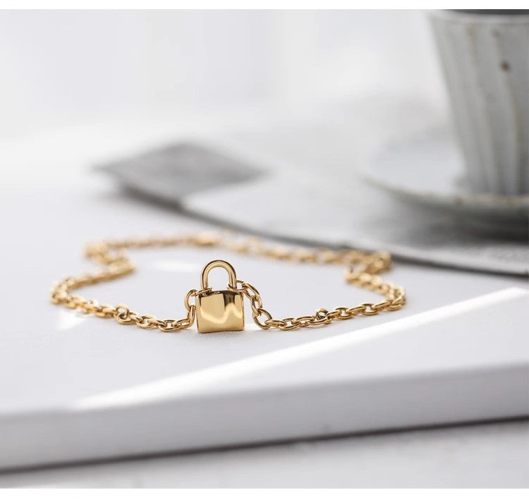 Planderful Jewelry Lock Head Pendant Necklace Steel Punk Style For Collarbone Chain