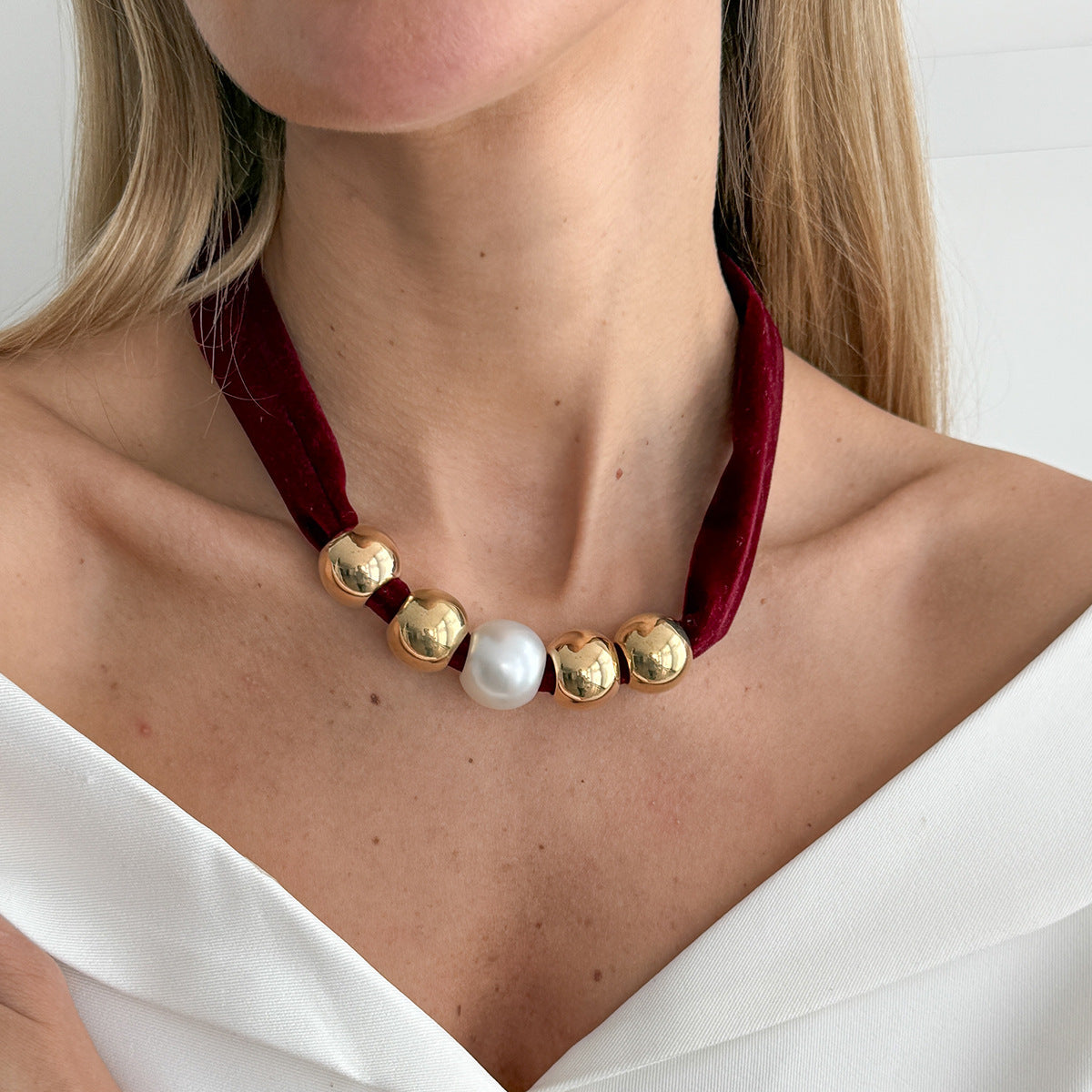 Knotted Fabric Pearl Bead Necklace