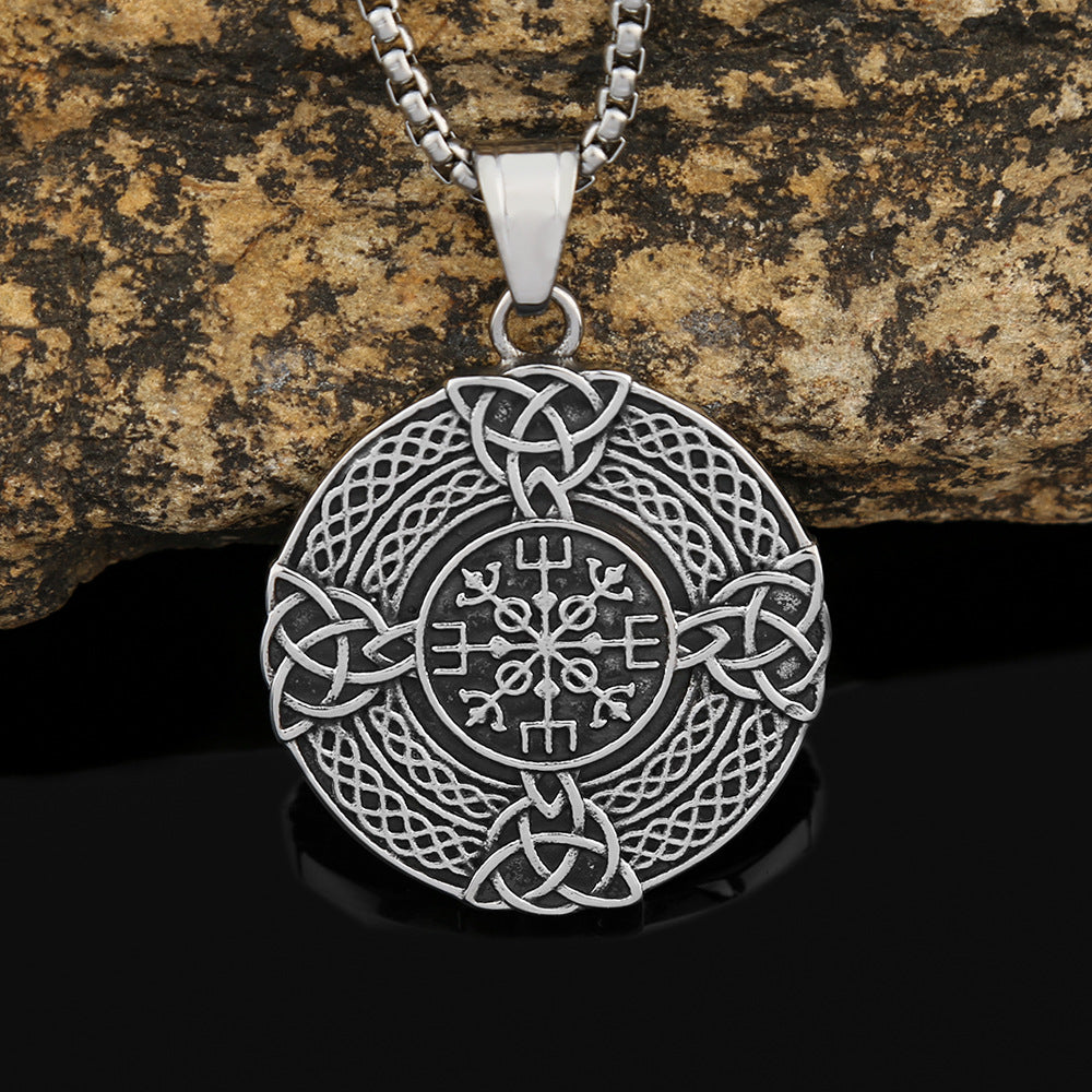 European and American New Wholesale Viking Celtic Knot Necklace for Men