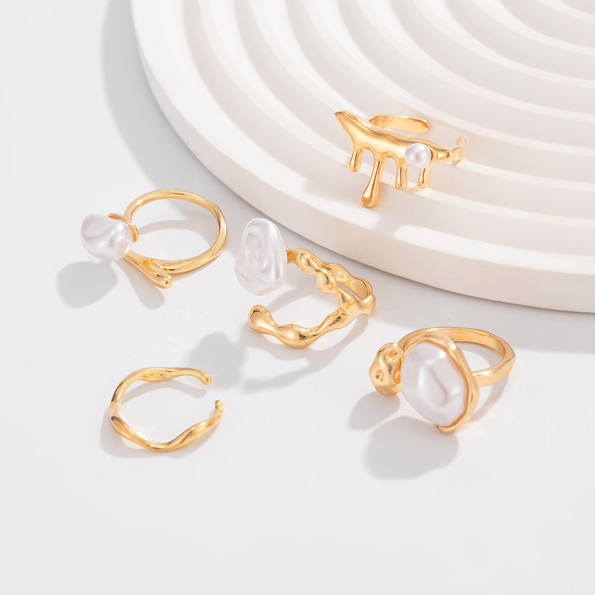 Planderful Imitation Pearl Ring Retro Baroque Statement Jewelry For Women Elegant Vintage Inspired