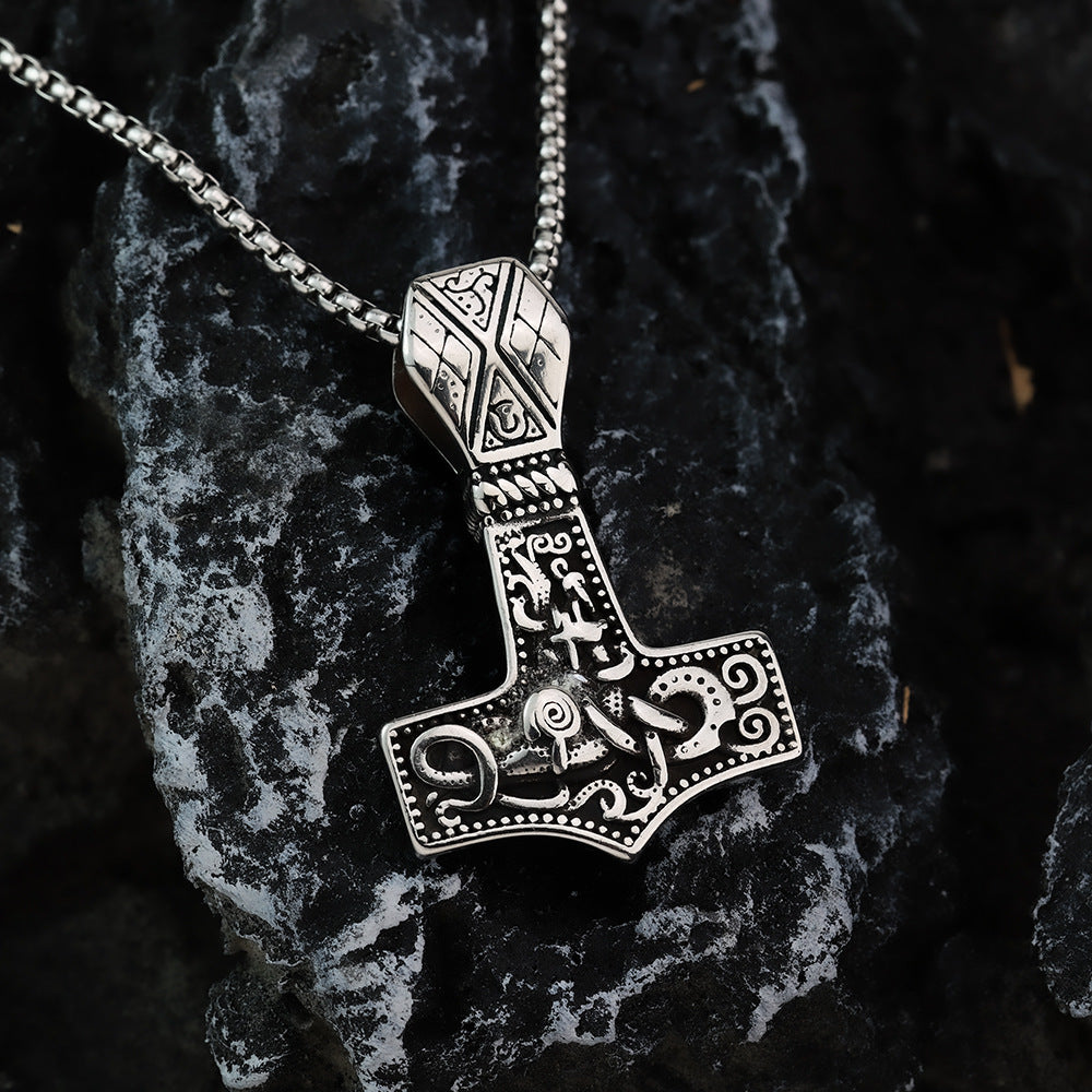 Retro European and American Men's Pendant Stainless Steel Personalized Quake Double-Sided Pendant