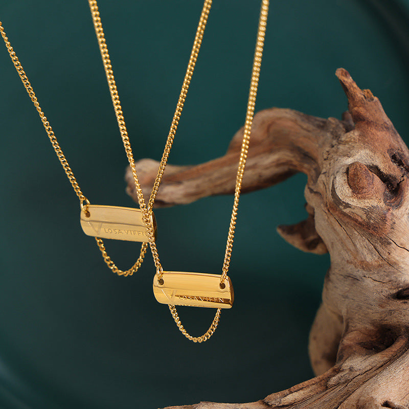 Luxury Square English Letter Pendant Necklace with Gold Plated Titanium Chain