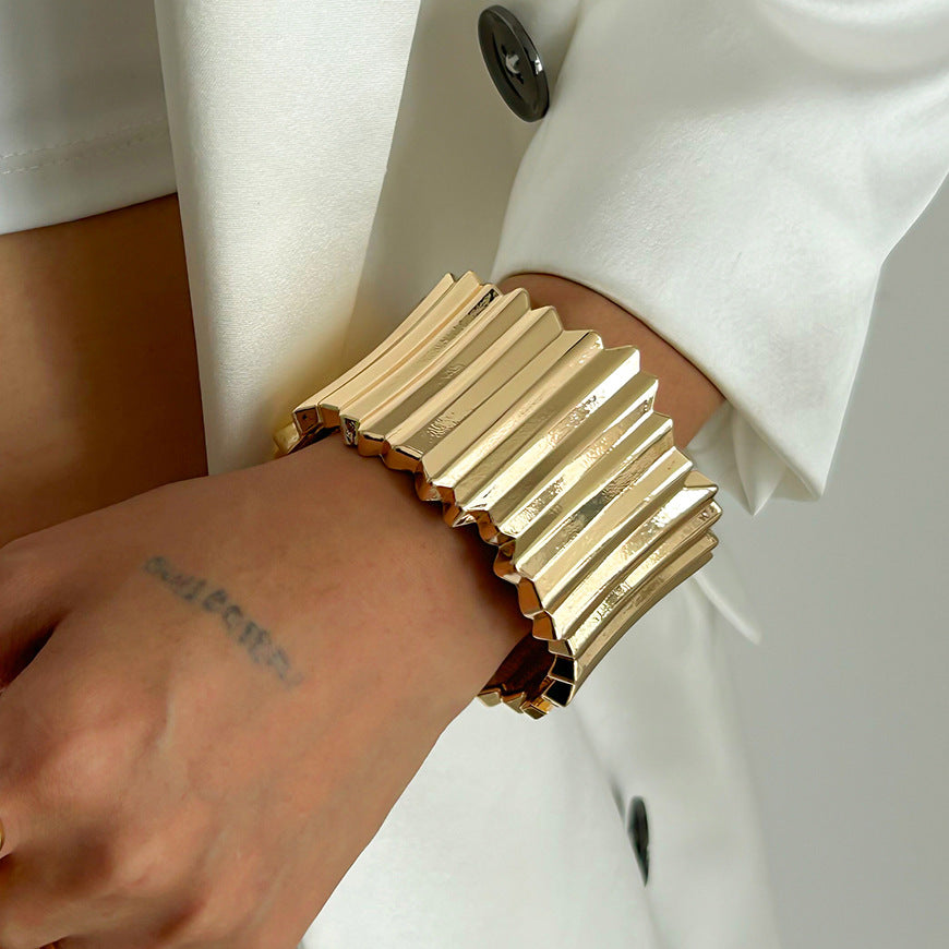 Planderful Vienna Verve Bold Statement Wide Face Bracelet For Women Exaggerated Three Dimensional Striped Design