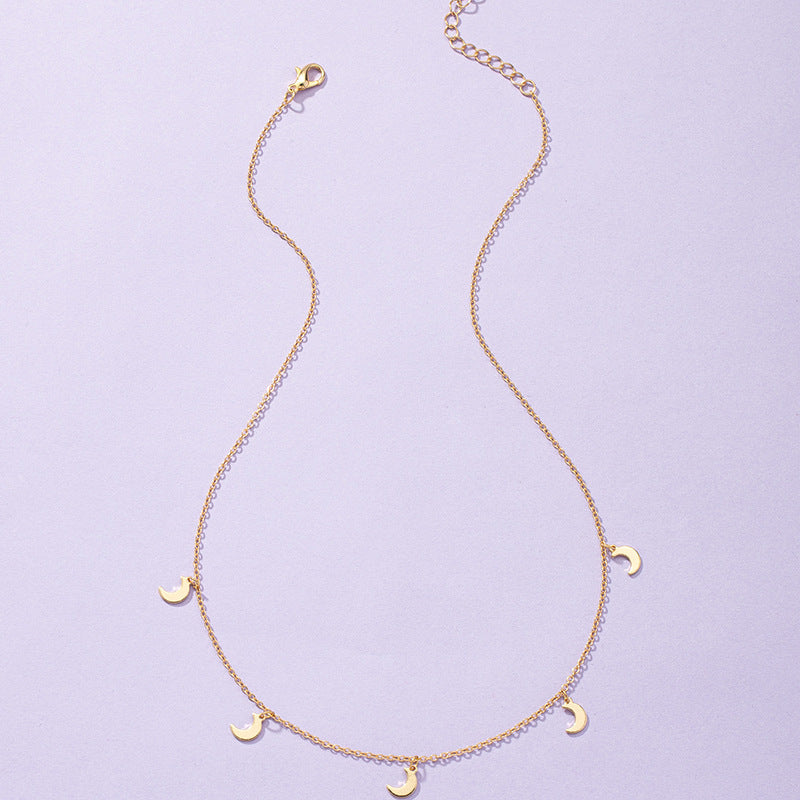Moonlit Charm Single-Layer Necklace - Chic Design for Stylish Women