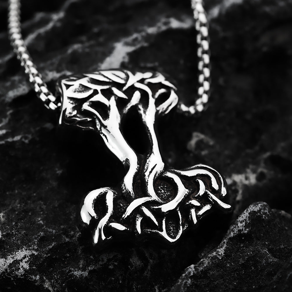 European and American Retro Stainless Steel Men's Pendant