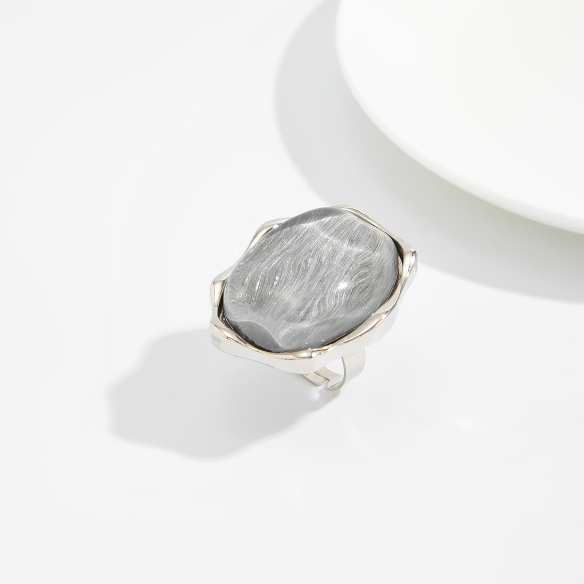 Planderful Vienna Verve Wide Stone Ring For Bold Modern Women Statement Ring Jewelry Accessory