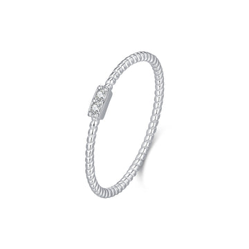 S925 Sterling Silver Geometric Twist Moissanite Band