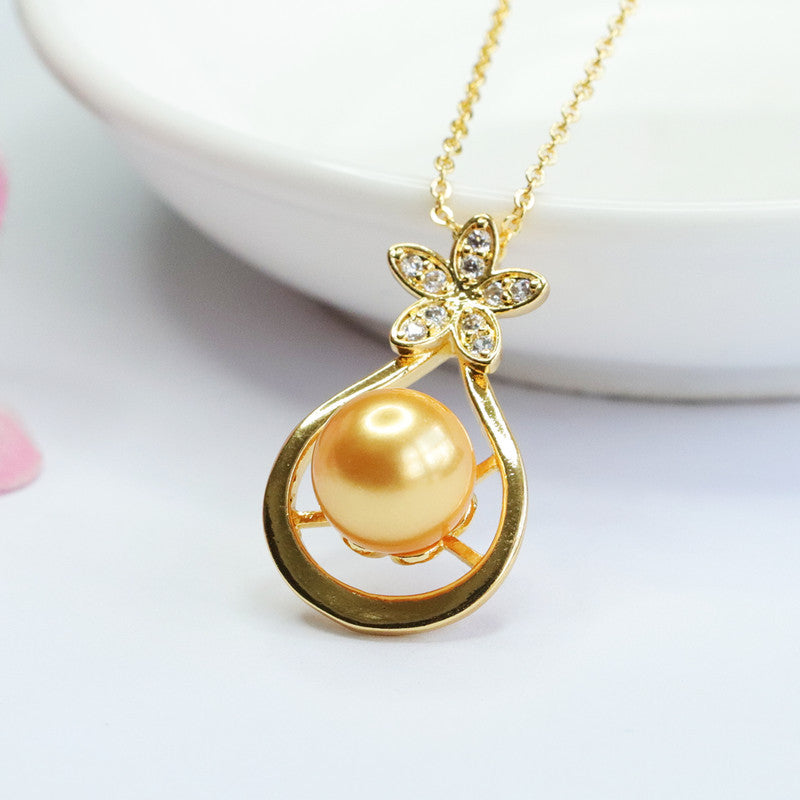 Champagne Shell Pearl Five-Petal Pendant — No Chain