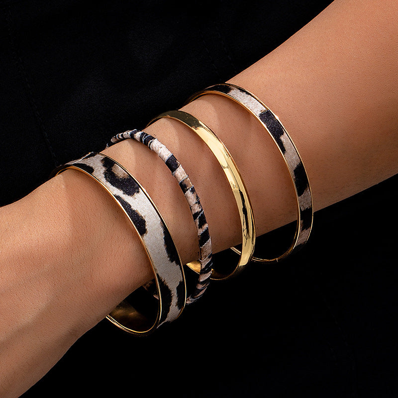 Planderful Vienna Verve Bracelet Set – Stylish Leopard Print Design