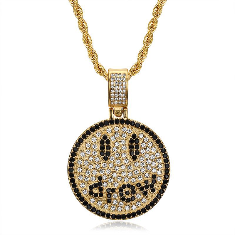 Planderful Smiley Face Necklace Trendsetting Unisex Stainless Steel Gold Plated Pendant For Men And Women