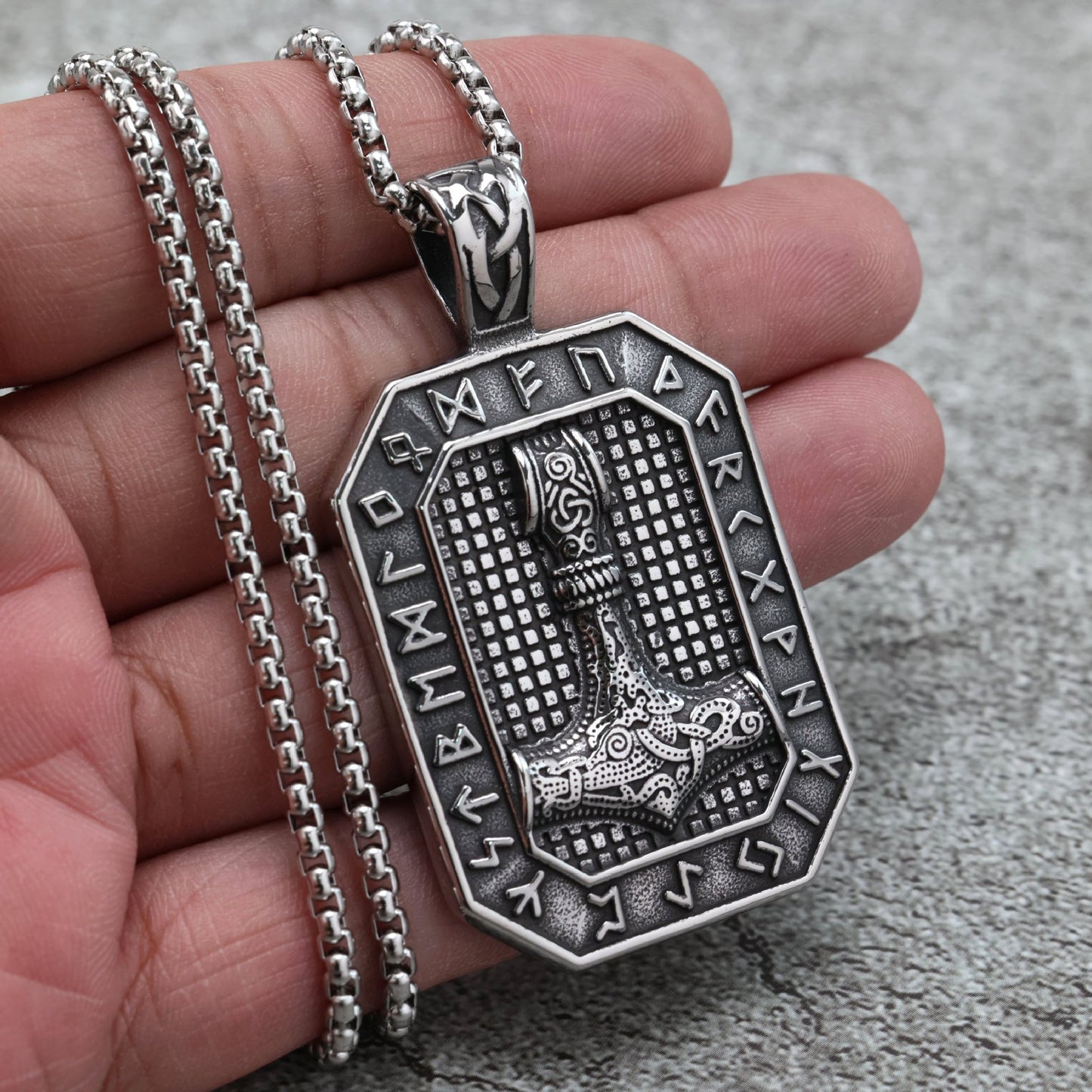 Planderful Viking Rune Pendant For Men Durable Retro Stainless Steel Norse Legacy Quake Medal