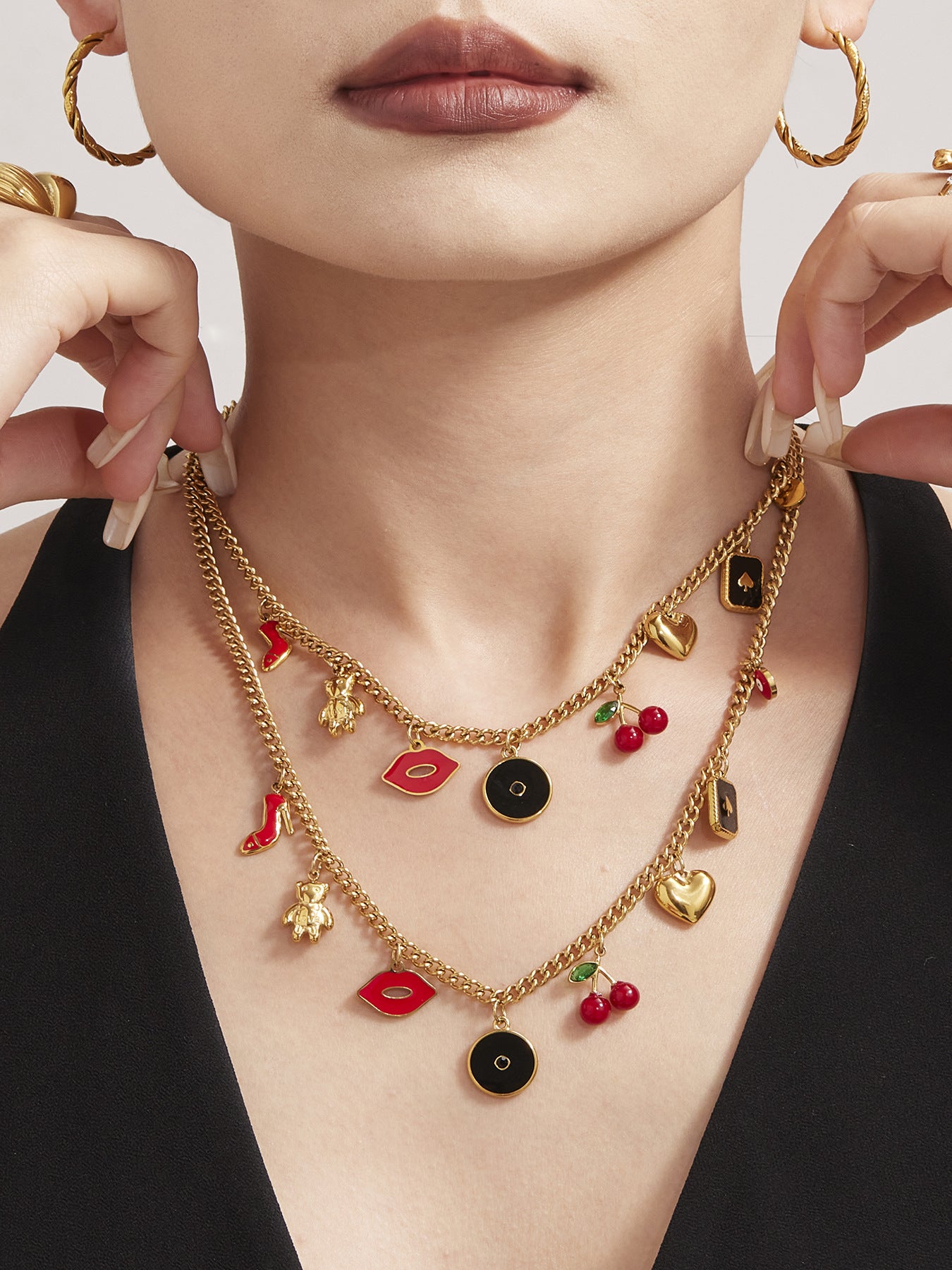 Planderful Everyday Collarbone Necklace 18K Gold Enamel