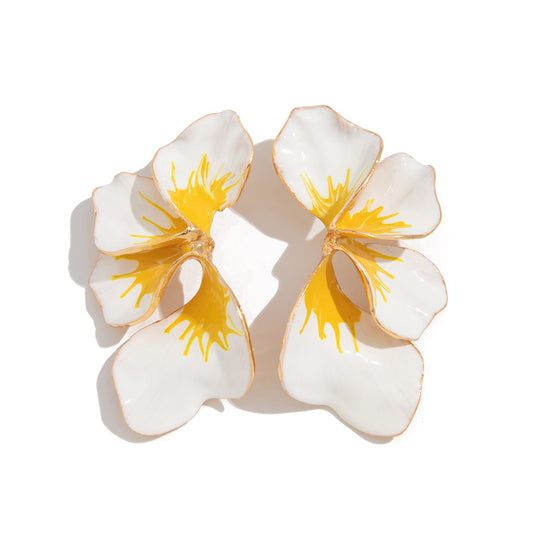 Planderful Vienna Verve Earrings – Irregular Petal Design with Pastoral Color