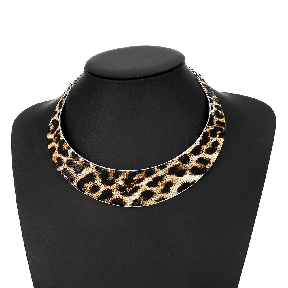 Planderful Savanna Rhythms Necklace – Eye-Catching Leopard Print Design