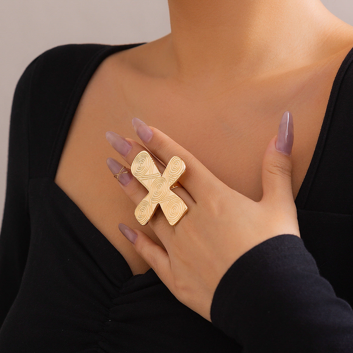 Extravagant Sweet Cool Metal Large Ring for Women