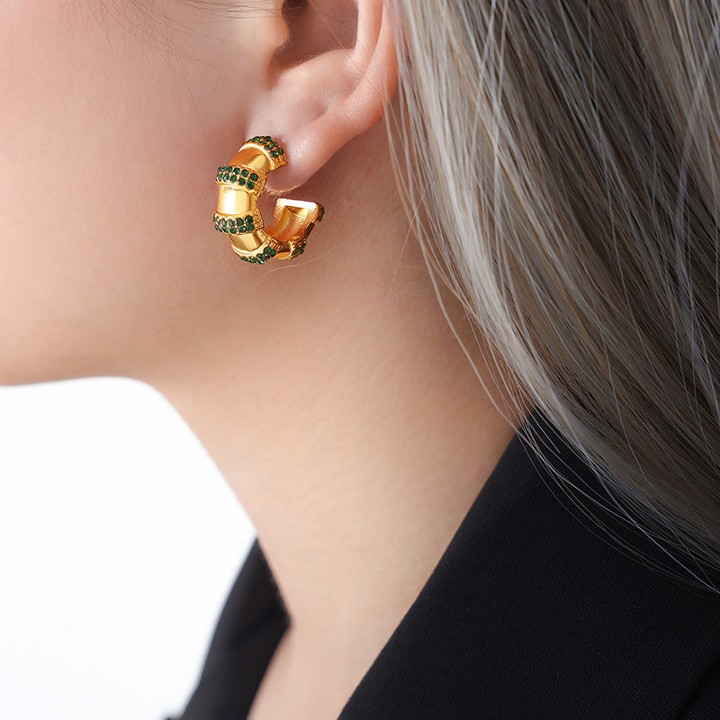 European Inspired Titanium Steel C-shaped Rhinestone Earrings for Casual Chic