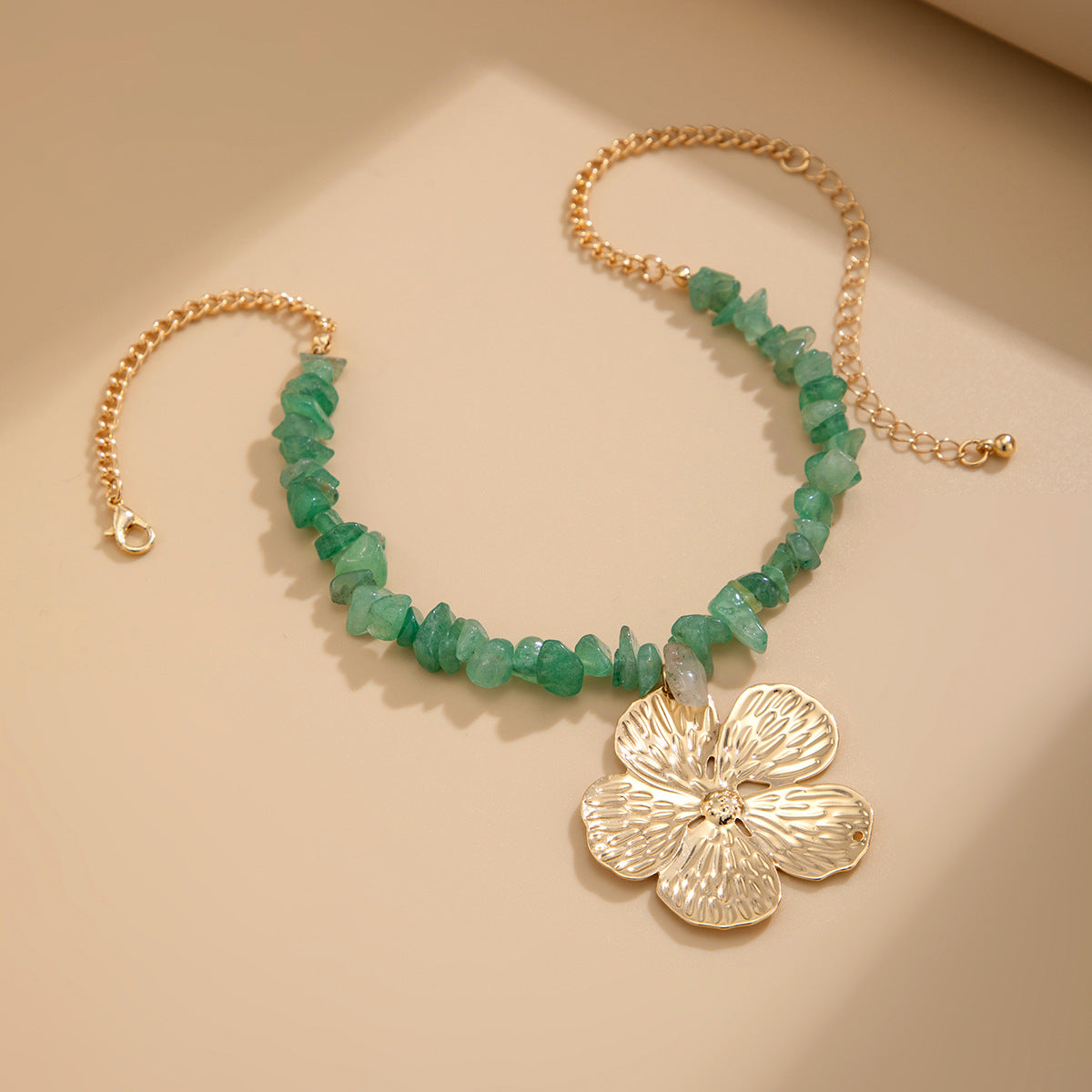 Planderful Vienna Verve Necklace – Elegant Bohemian Metal Flower Design