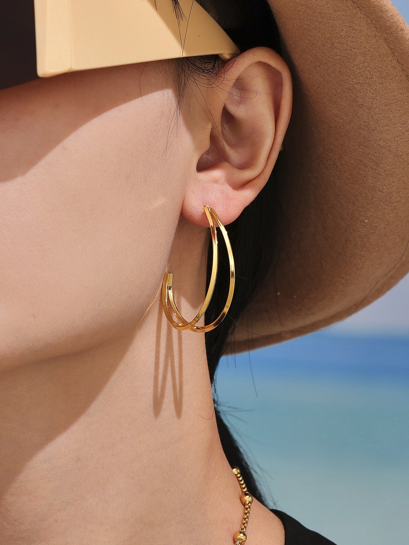 Planderful Minimalist C Shaped Earrings 18K Gold For Women