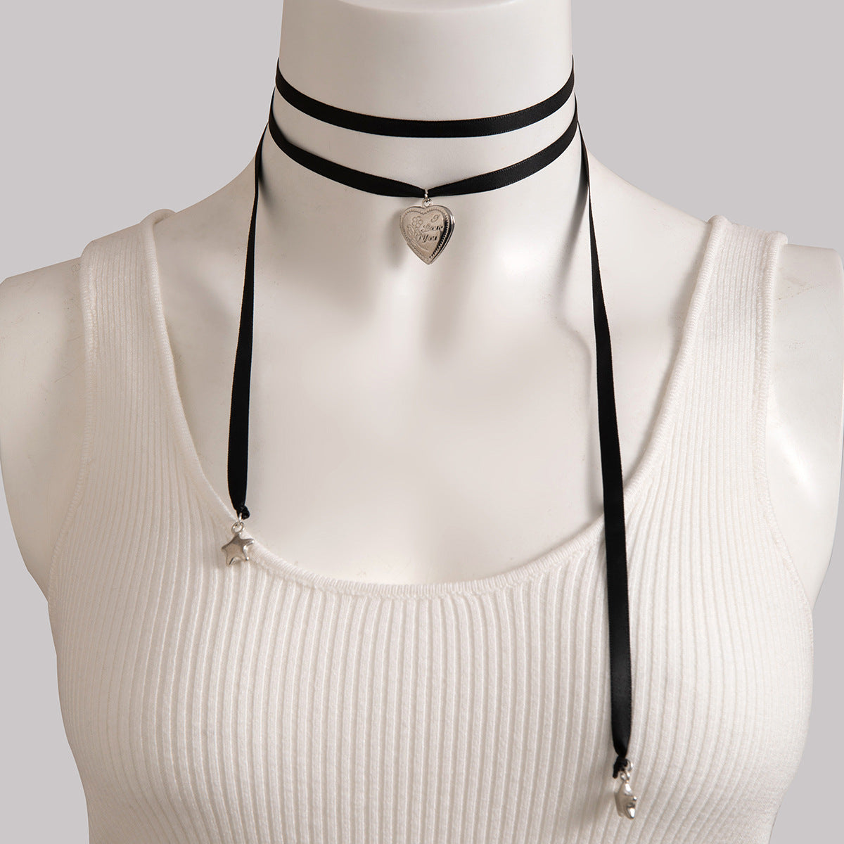 European and American Cross-Border Jewelry: Adjustable Choker Necklace with Heart Star Pendant for Women