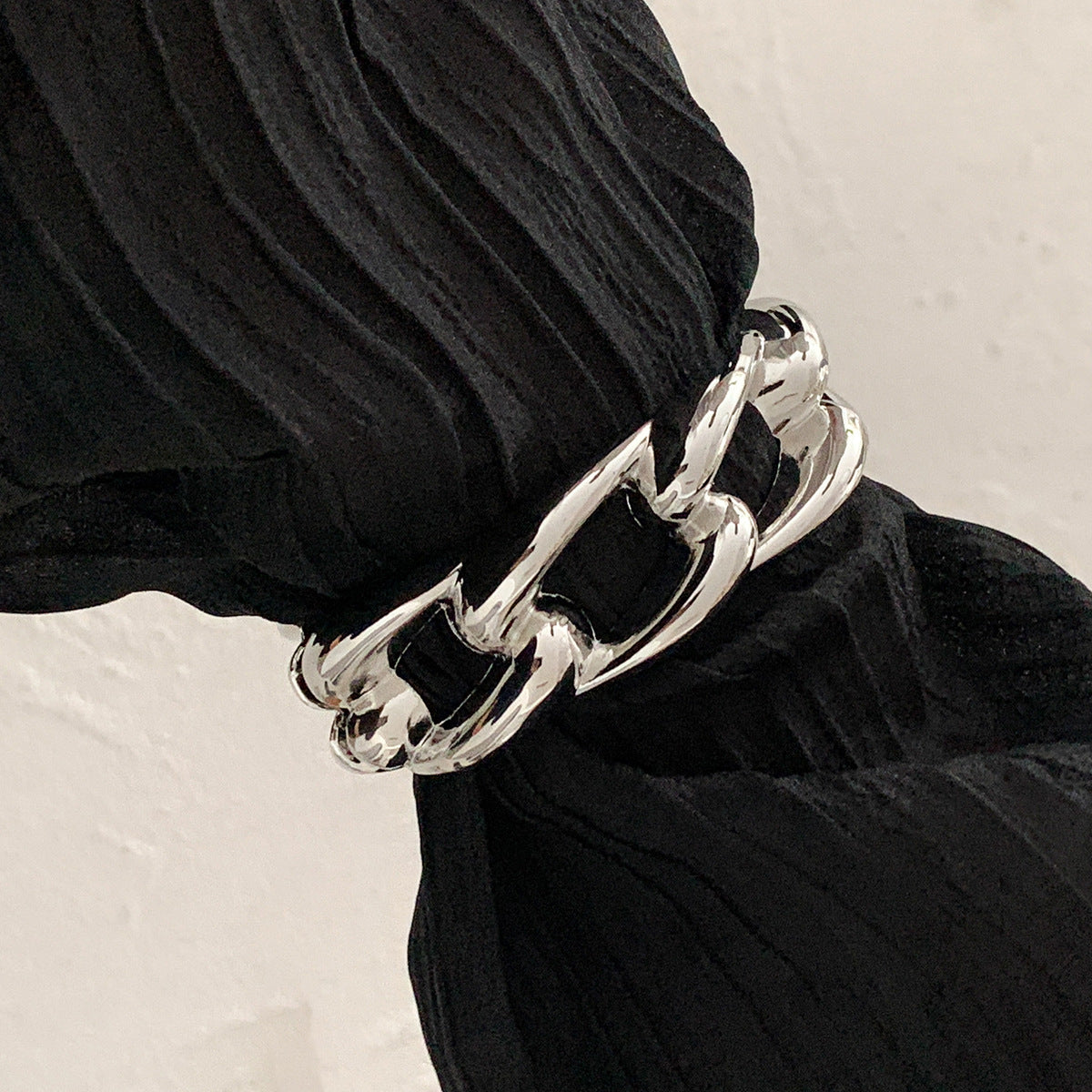 Metal Chain Bracelet by Planderful Vienna Verve Heavy Industrial Punk Style For Edgy Fashion Lovers