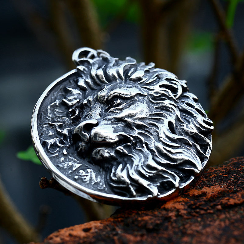 Personalized Lion Head Titanium Steel Pendant for Men - Retro European and American Style