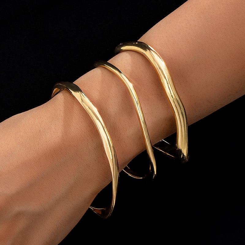 Planderful Vienna Verve Bracelet Set – Elegant Metal Design for Daily Wear