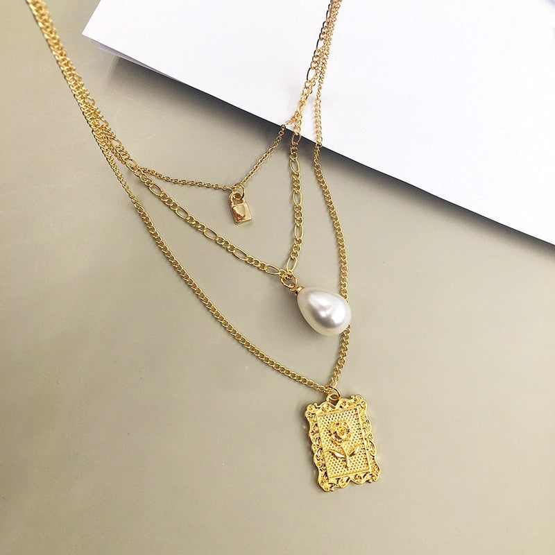 Elegant Three-Layer Necklace with Alloy Pearls and Roses