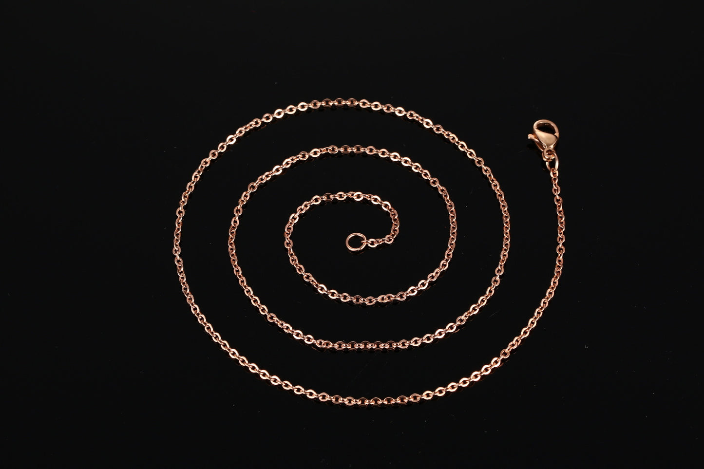 Rose Gold Titanium Steel Electroplated O-Shaped Chain Necklace