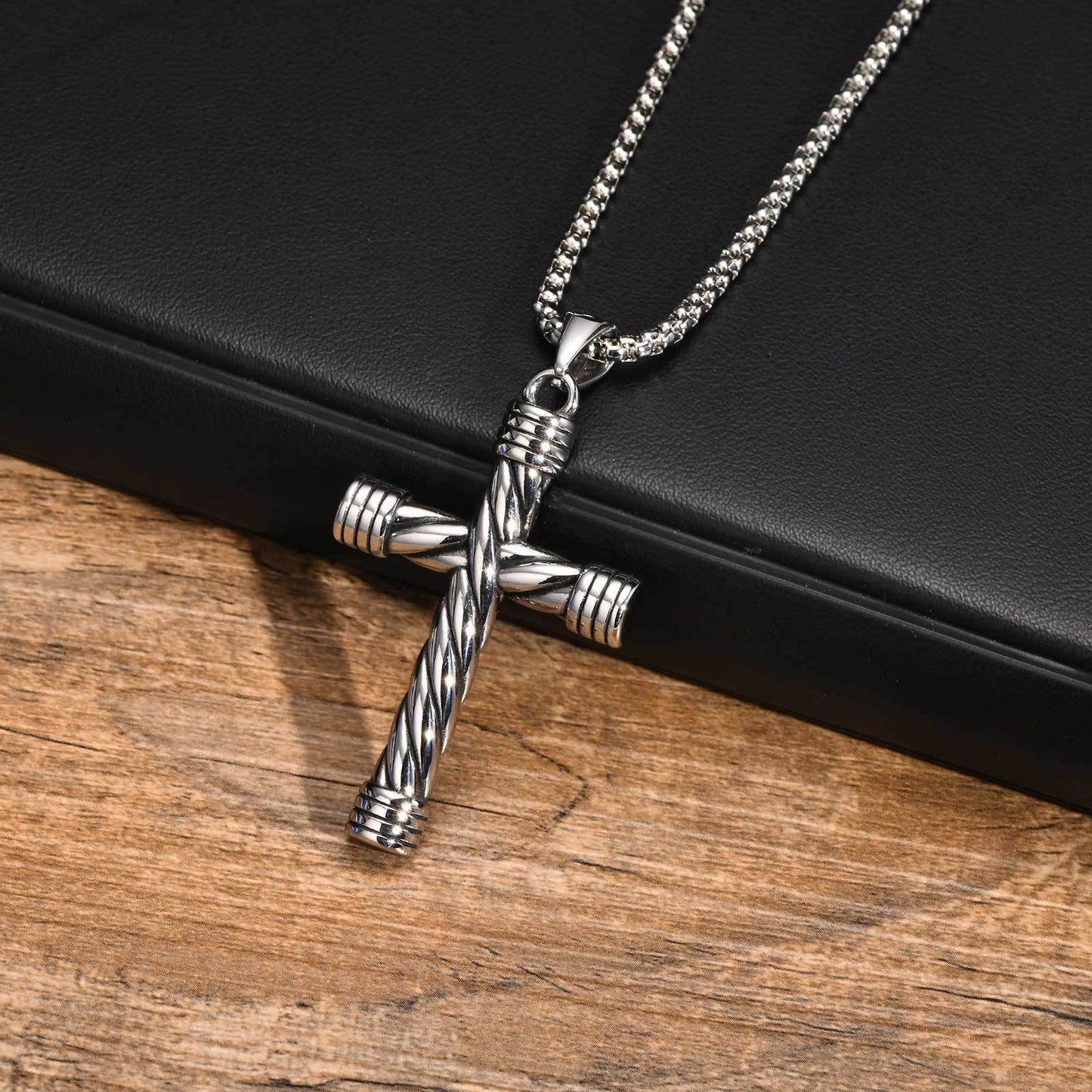 Popular Stainless Steel Twist Cross Pendant Necklace Men's Jewelry