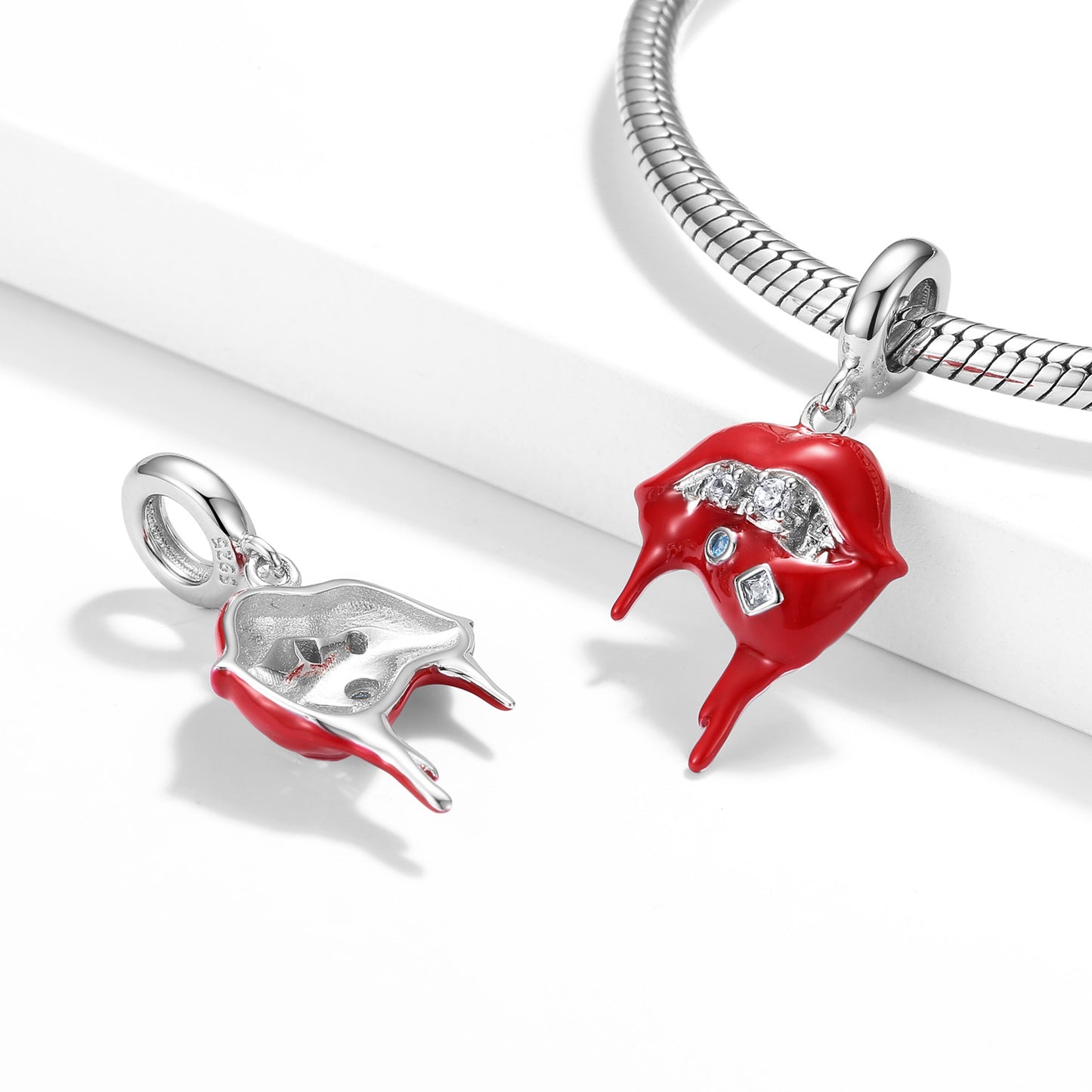 Flashing Red Lip Zircon Silver Pendant