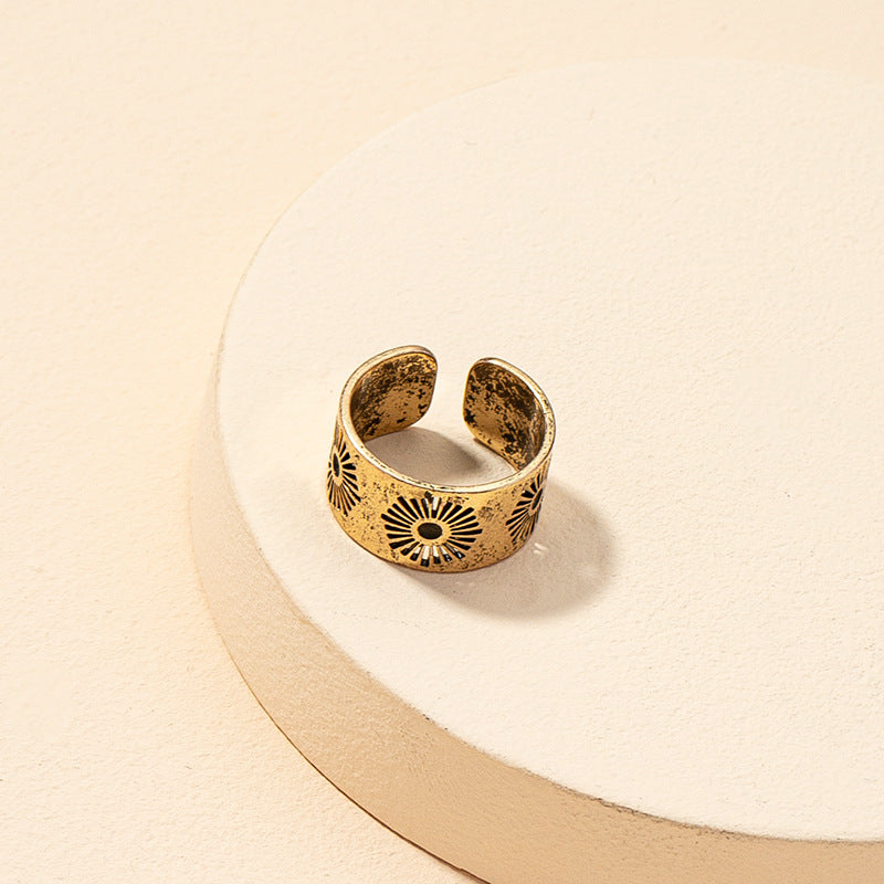 Vintage Vienna Verve Handcrafted Ring - Bohemian Style Metal Jewelry Piece