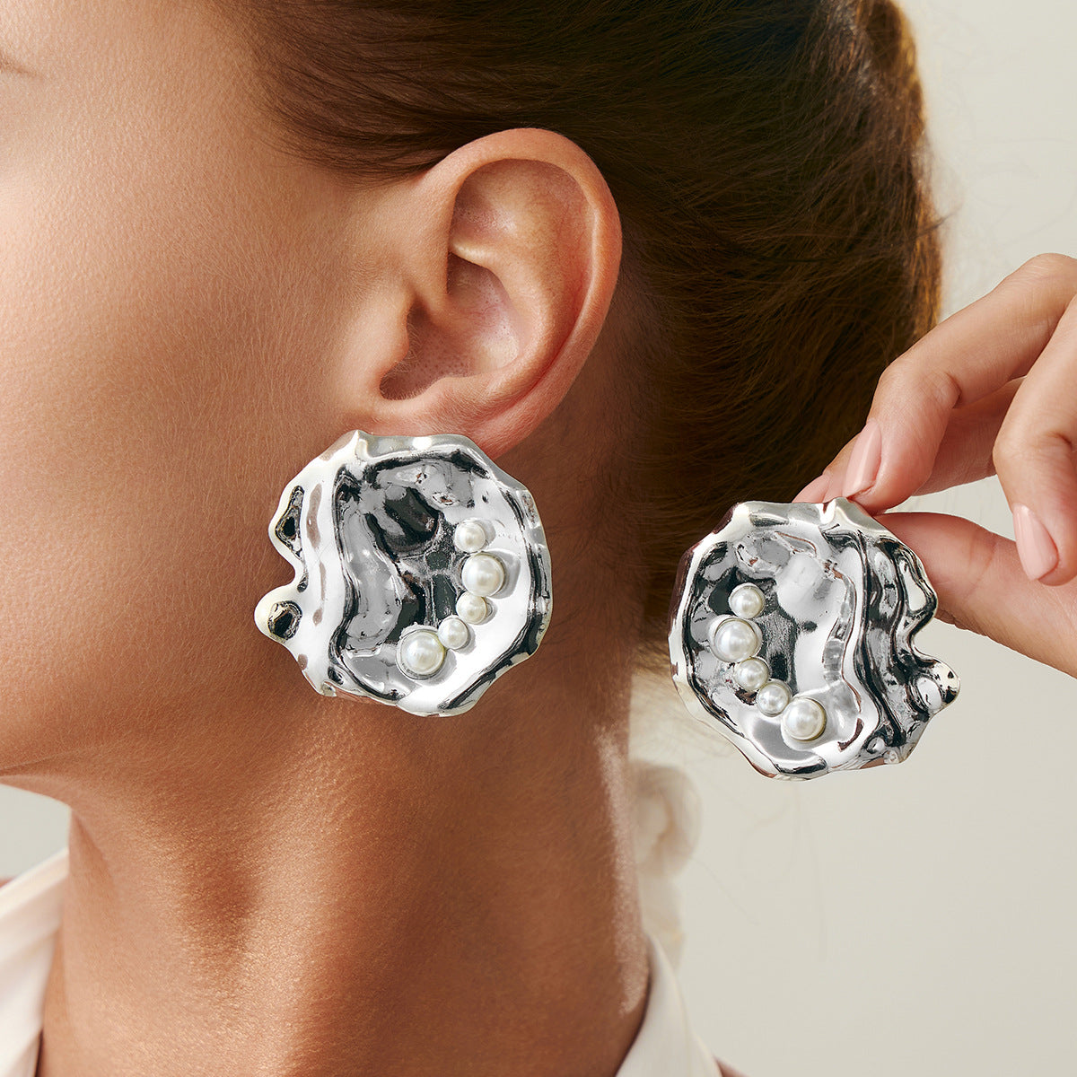 Planderful Imitation Pearl Stud Earrings Irregular Pleated Design For Women Timeless Elegant Statement Jewelry