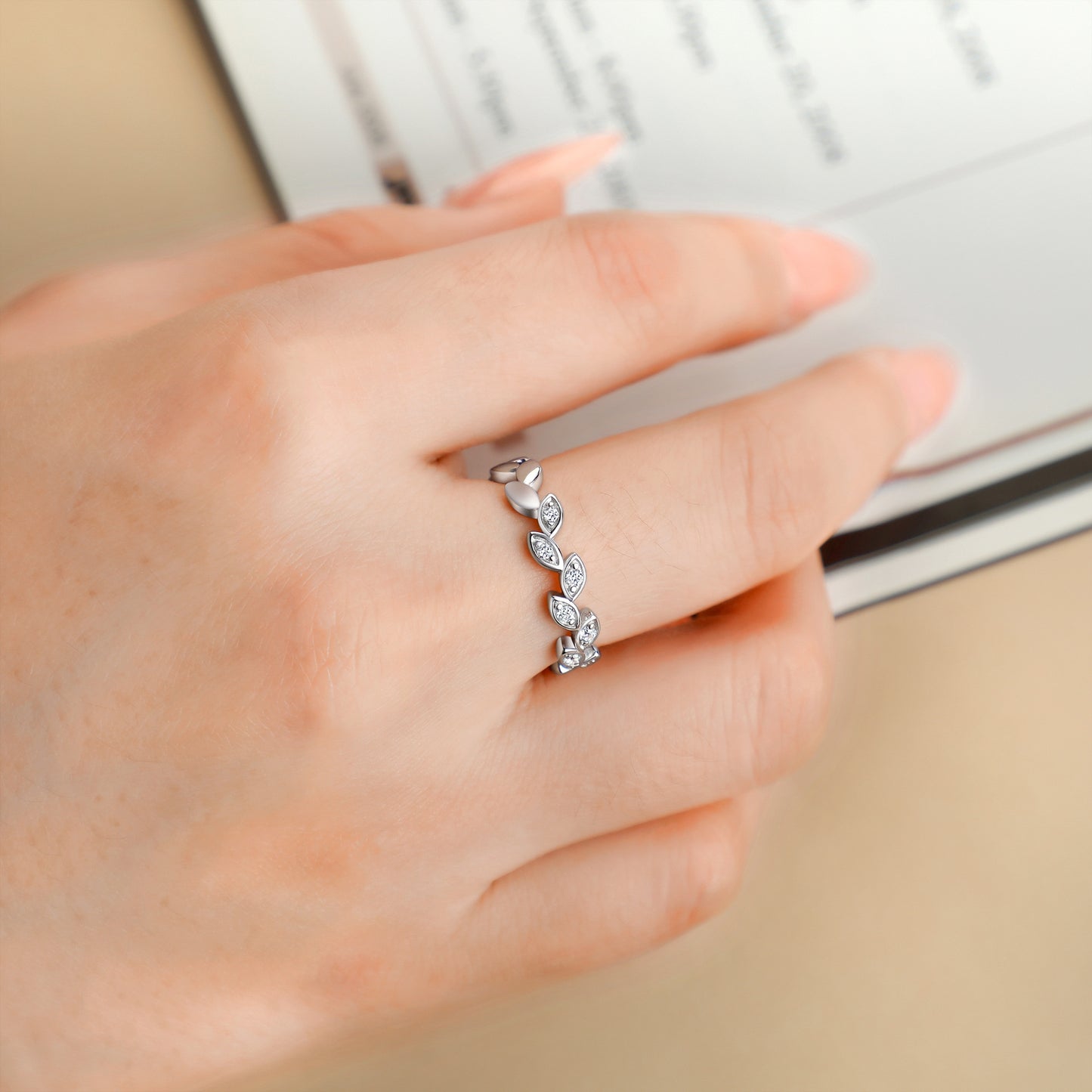 Planderful Sterling Silver Zircon Ring For Women Elegant Leaf Design Everyday Genie Collection