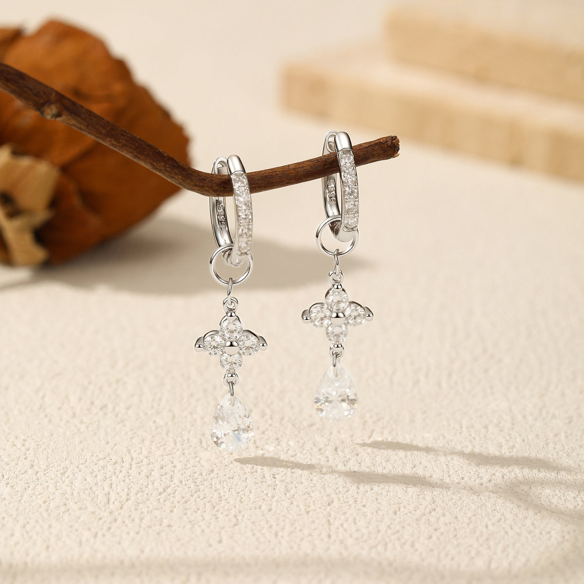 925 Sterling Silver Clover Heart Teardrop Moissanite Earrings