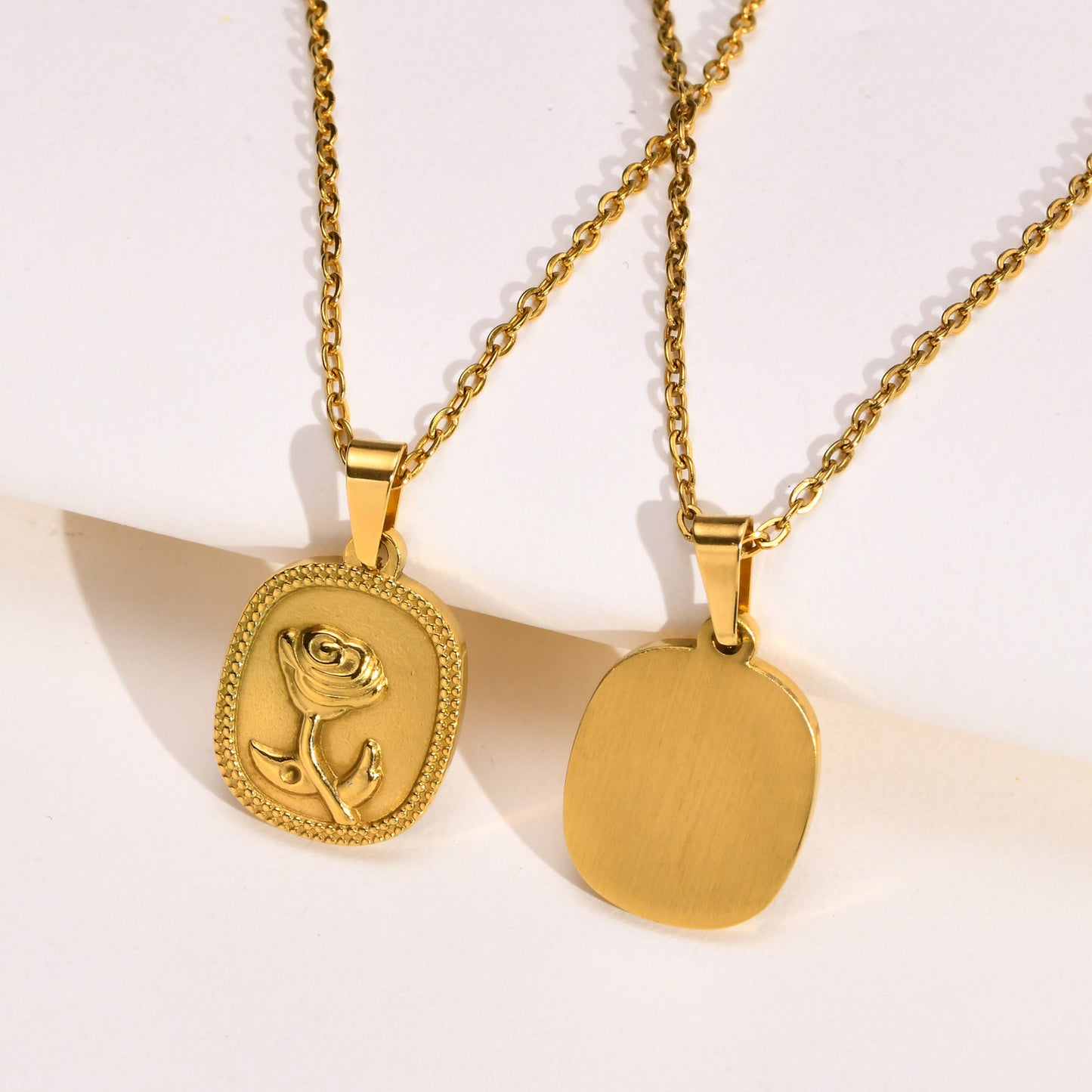 Titanium Steel Wholesale French Retro Sand Rose Pendant Gold