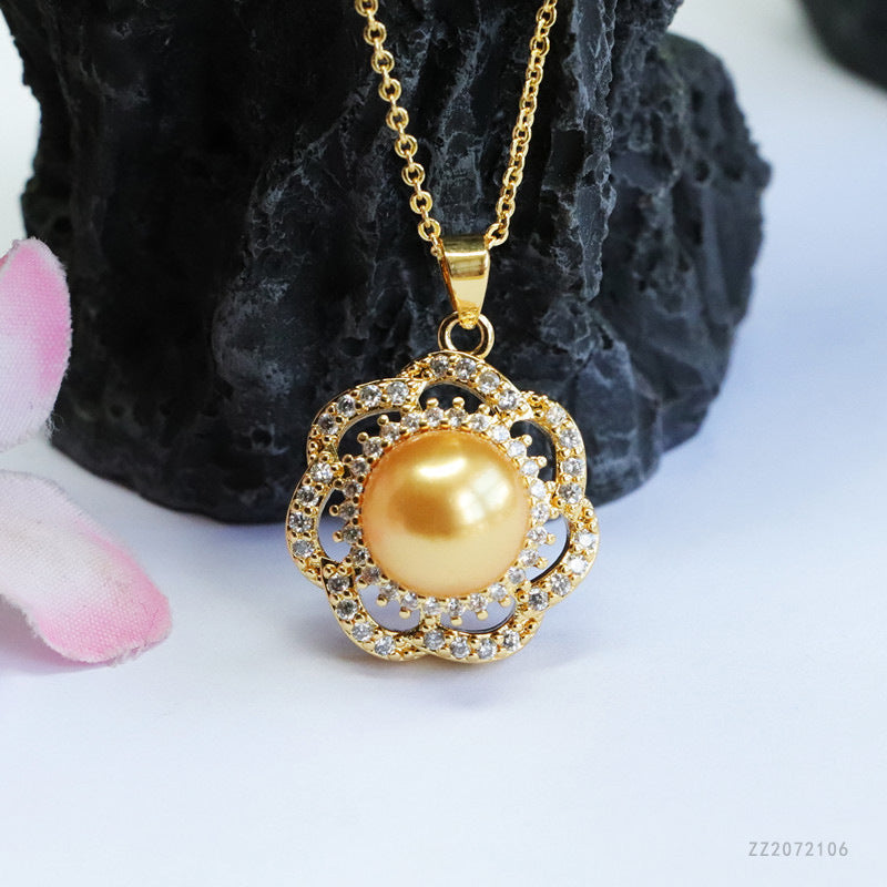 Champagne Shell Pearl Seven-Petal Pendant — No Chain