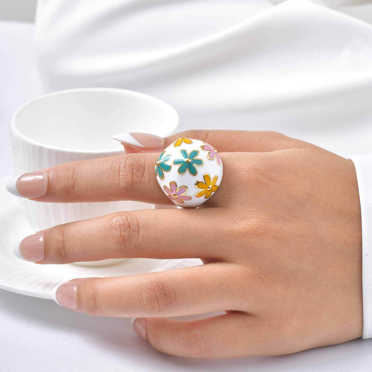 Stainless Steel Literary & Artistic Style French Design Flower Ring Female