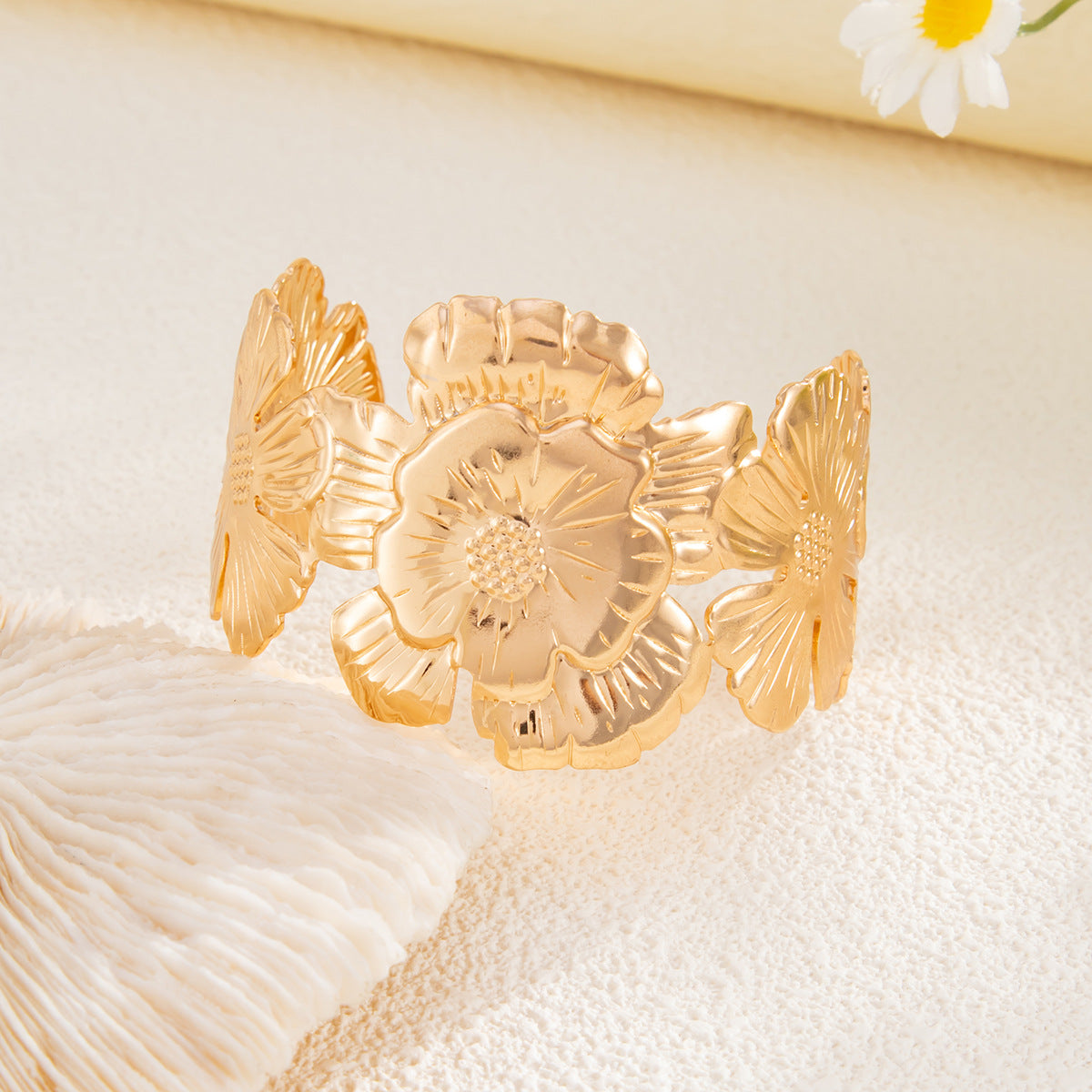 Planderful Vienna Verve Bracelet – Retro Temperament Splicing Design