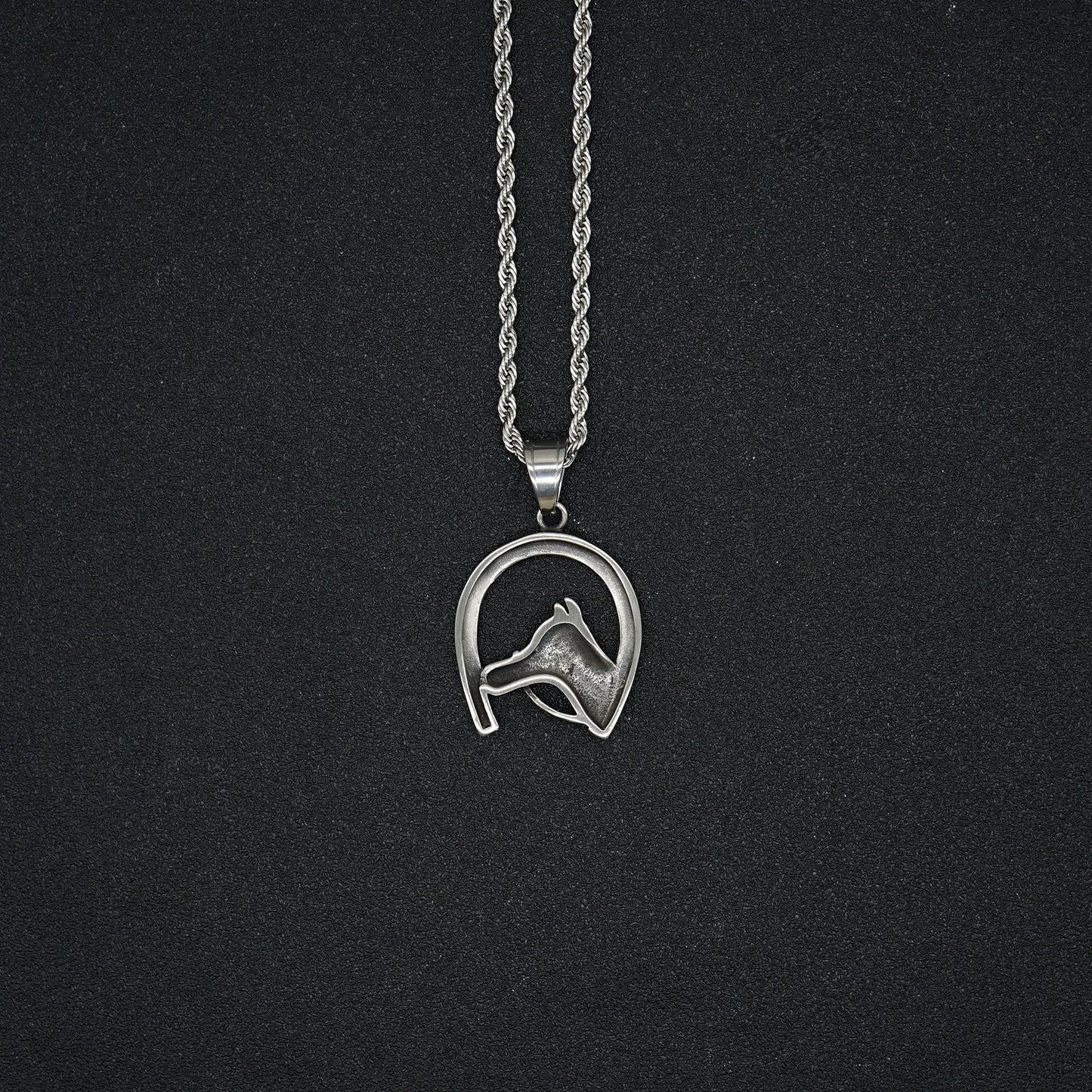 Stainless Steel Necklace – Vintage Hoof Horse Head Pendant For Everyday Wear And Personalization