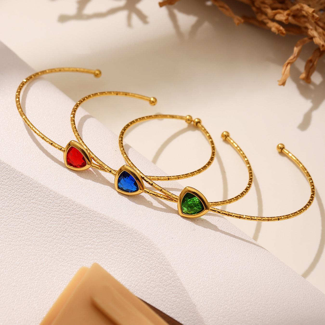 Planderful Genie Czech Glass Open Bracelet Women 18K Gold