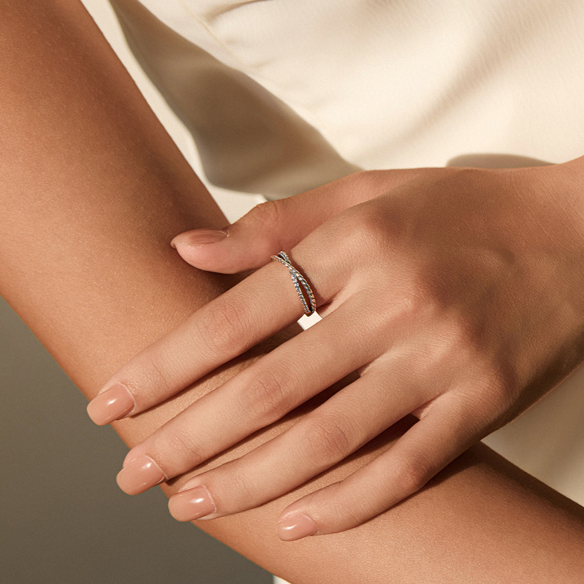 925 Sterling Silver Cross Twisted Ring
