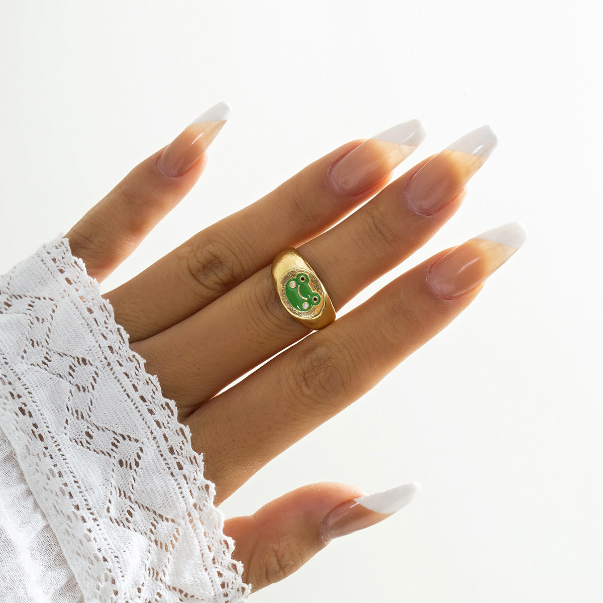 Froggy Colorful Ring with Geometric Hand Ornament