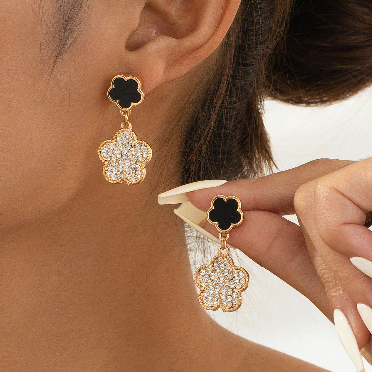 Planderful Vienna Verve Earrings – Elegant European American Classic Design