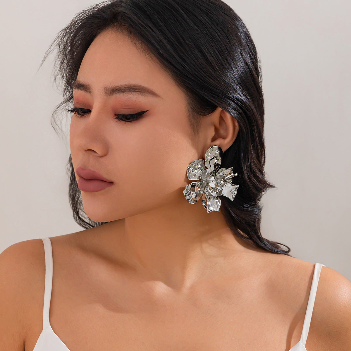 Planderful Vienna Verve Earrings – Exaggerated Metal Flower Design