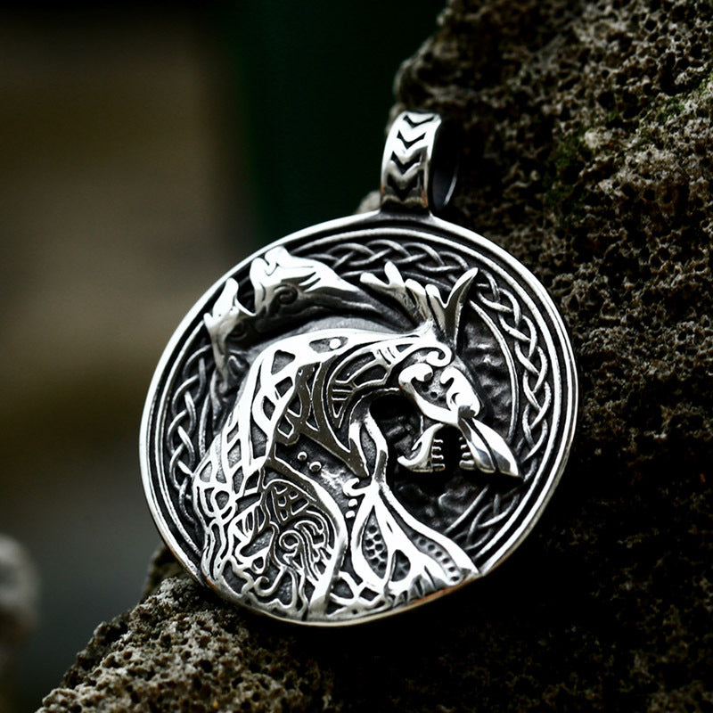 Viking Wolf Head Titanium Steel Pendant - Wholesale Celtic Knot Design for Men in Retro European and American Style